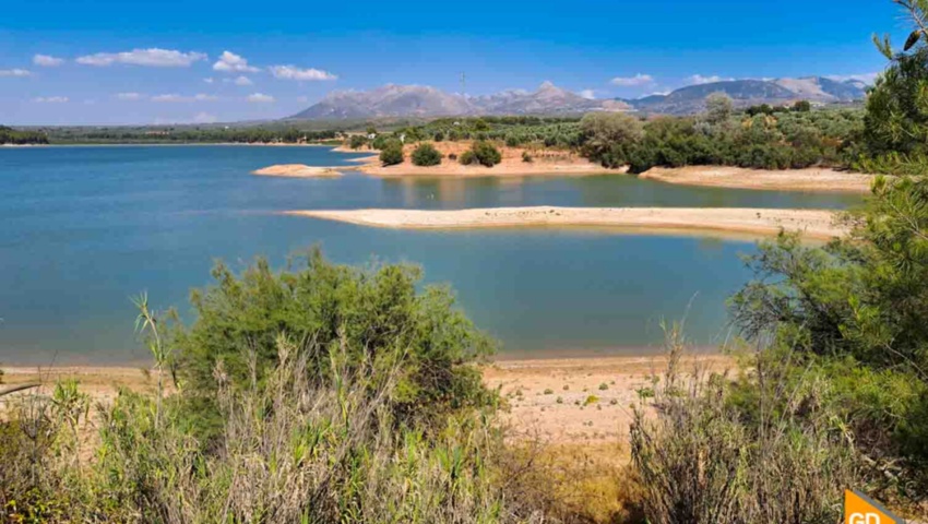 EMBALSE-PANTANO-CUBILLAS-SEQUIA-AGUA-Miguel-Lopez-3